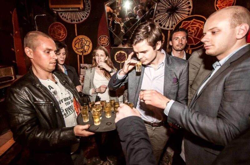 Warsaw: Evening History and Pubs Tour by Retro Minibus - The Sum Up