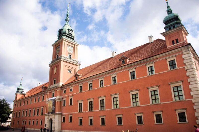 Warsaw: Express Walk with a Local in 60 minutes - FAQs