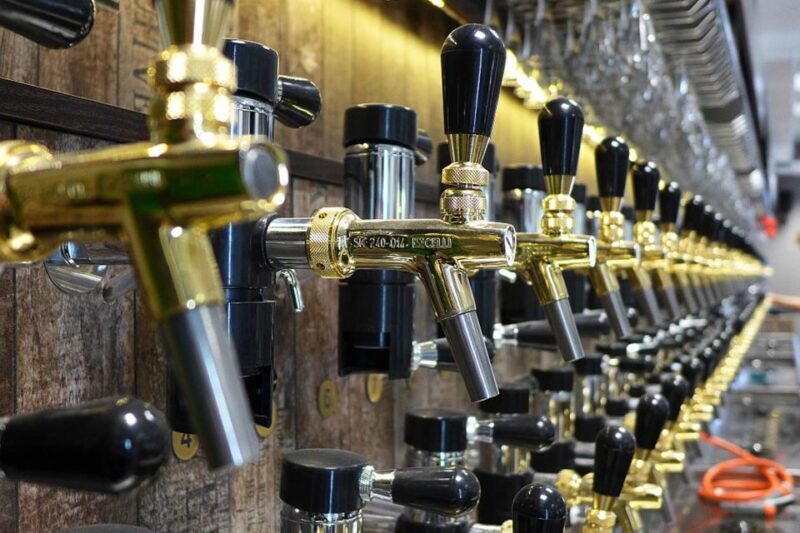 Warsaw: Guided Craft Beer Tour with a Friendly Guide - What You Can Expect from the Tour