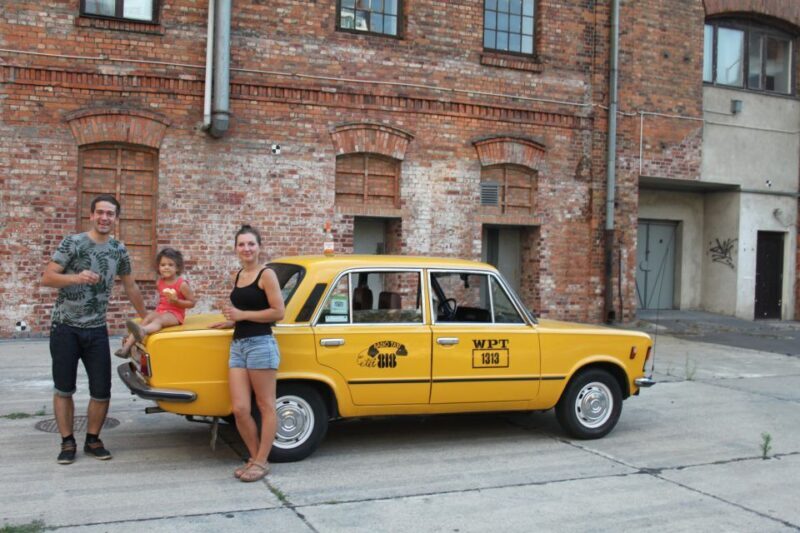 Warsaw: Historic Private Tour in Retro Fiat - Real Traveler Perspectives