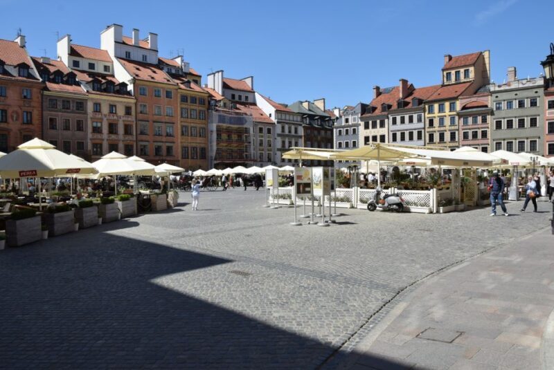 Warsaw: Old Town Guided Walking Tour - Beyond the Old Town: A Deeper Dive into Warsaw’s History