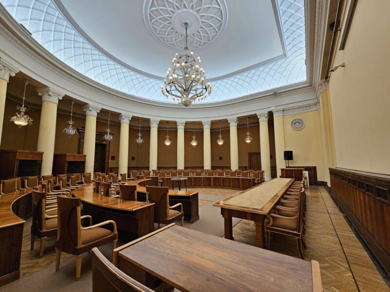 Warsaw: Palace of Culture and Science Guided Tour - Key Points