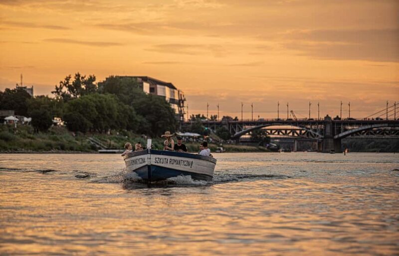Warsaw: Private Cruise on a wooden boat - max. 12 pax - Practical Tips & Considerations