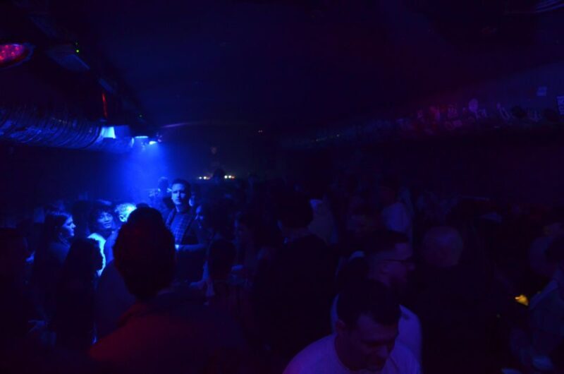 Warsaw: The Original Pub Crawl with Optional Open Bar - Who Is This Tour Best For?