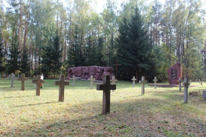 Warsaw: Treblinka Heartbreaking Concentration Camp Tour - Unpacking the Experience