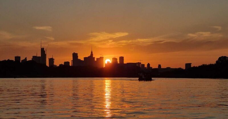 Warsaw: Vistula River Sunset Cruise with Welcome Drink - The Bottom Line