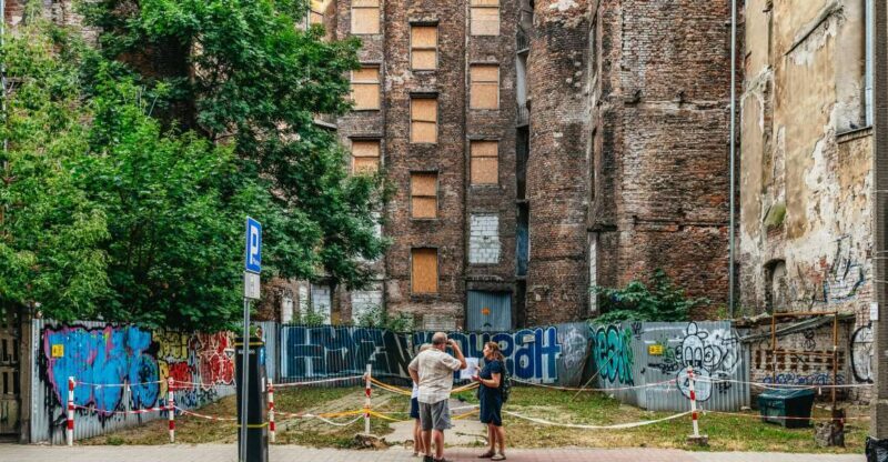 Warsaw: Warsaw Ghetto Private Walking Tour with Hotel Pickup - The Tour Overview: What You Can Expect