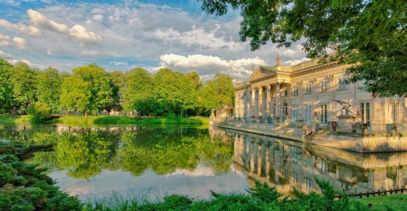 Warsaw: Warsaw Historical Group Tour with Pickup & Drop-Off - Key Points