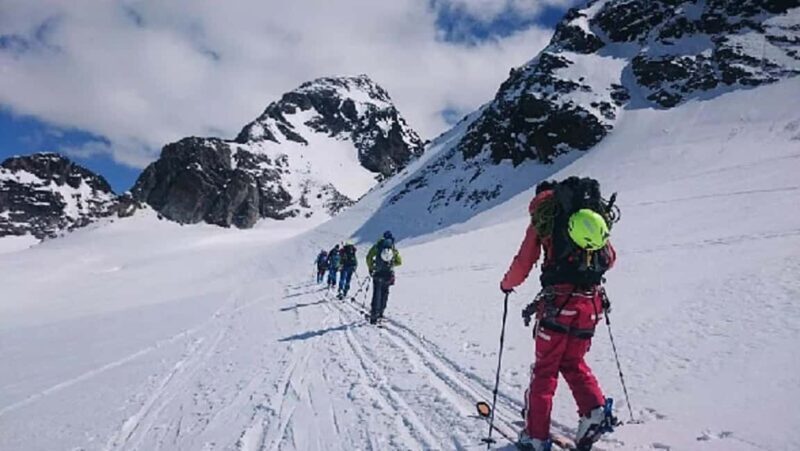 Warth: Beginner Ski Touring Experience with Instructor - Key Points