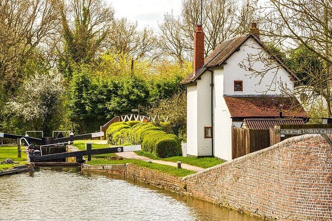 Warwickshire & Stratford-Upon-Avon Self-Guided Audio Tours - Practical Tips for Your Visit