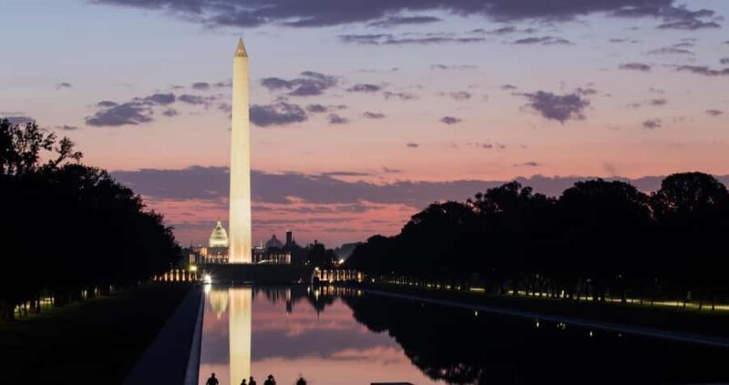 Washington, D.C.: Monuments & Memorials Night Walking Tour - An In-Depth Look at the Night Tour of D.C. Monuments