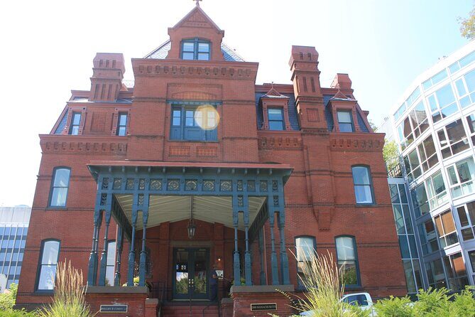 Washington DC Embassy Row: At your leisure & pace. Downloadable audiovisual tour - An In-Depth Look at the Tour