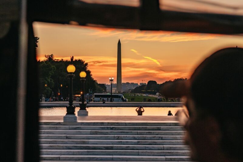 Washington DC: Monuments by Moonlight Nighttime Trolley Tour - What to Expect from the Tour