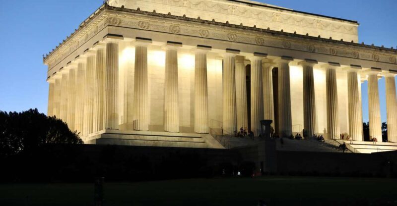 Washington DC: Monuments by Night Bike Tour - Key Points
