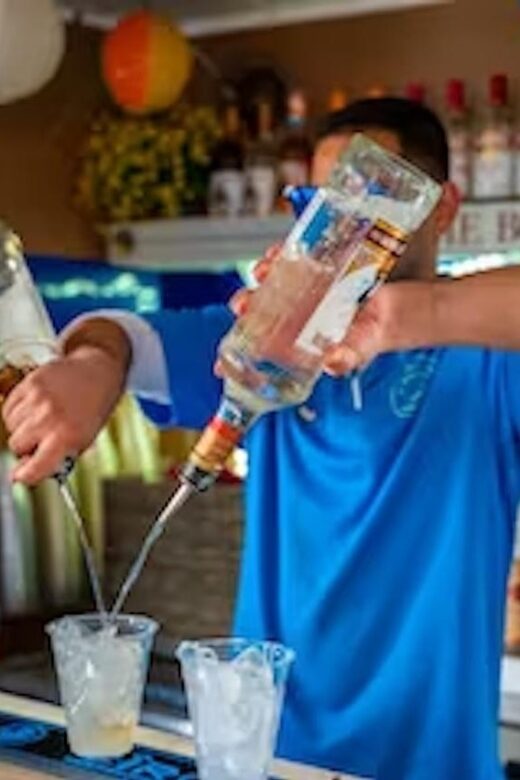 Washington, DC: Potomac River Yacht Cruise with Open Bar - An Authentic Look at the Potomac River Yacht Cruise