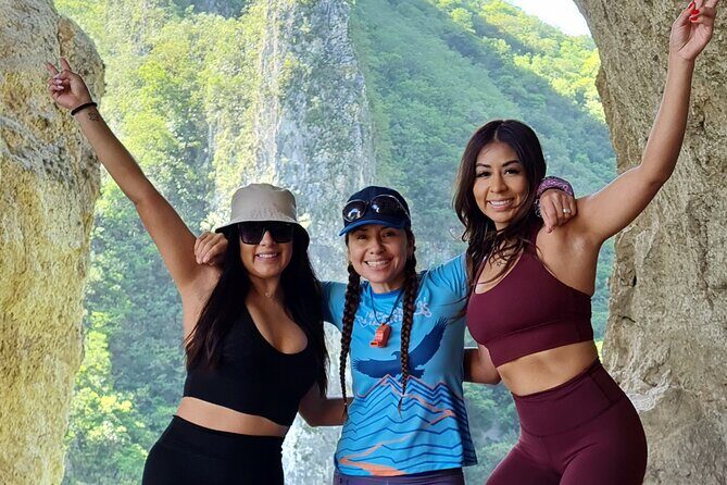 Water hiking Cerro del Agujerado - A Closer Look at the Cerro del Agujerado Water Hiking Tour