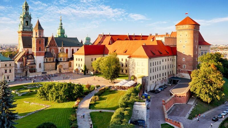 Wawel Hill Tour with Audio Guide - Wawel Hill Tour with Audio Guide: A Deep Dive into Krakow’s Crown Jewel