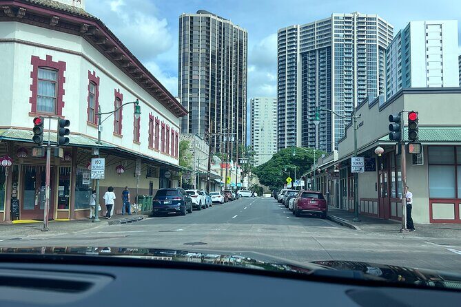 We Go Eat - Secret Aloha Bites - Accessibility and Practical Info