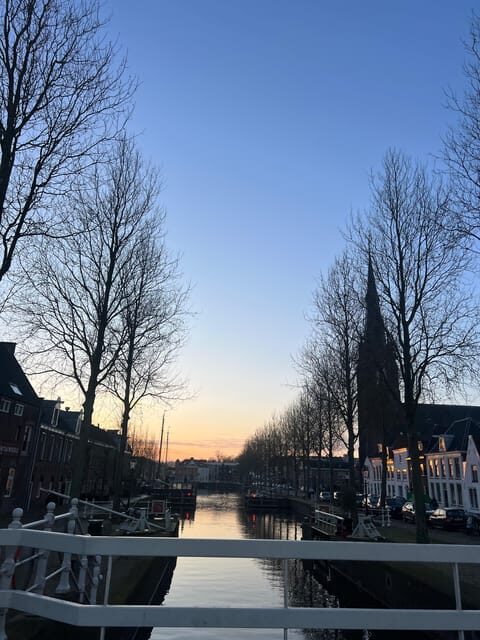 Weesp: Guided Walking Tour - Who Should Consider This Tour?