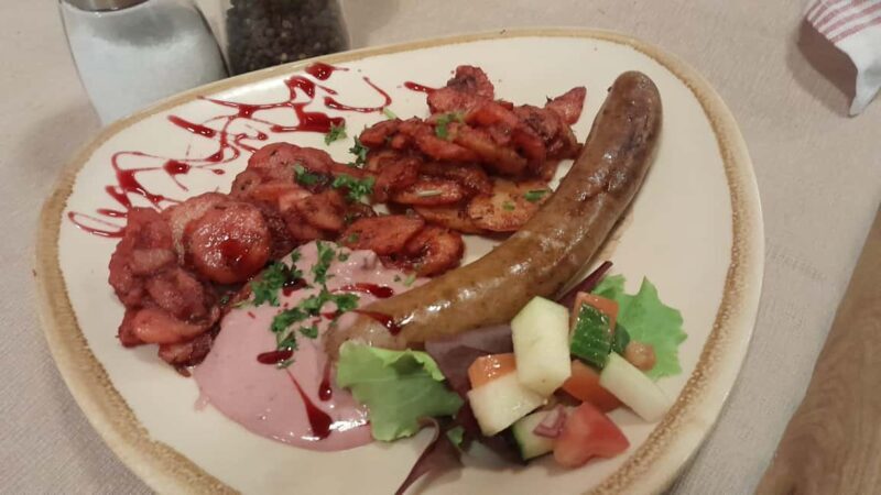 Weimar: The enigmatic food journey, culinary evening, taste adventure - The Food: More Than Just Tapas