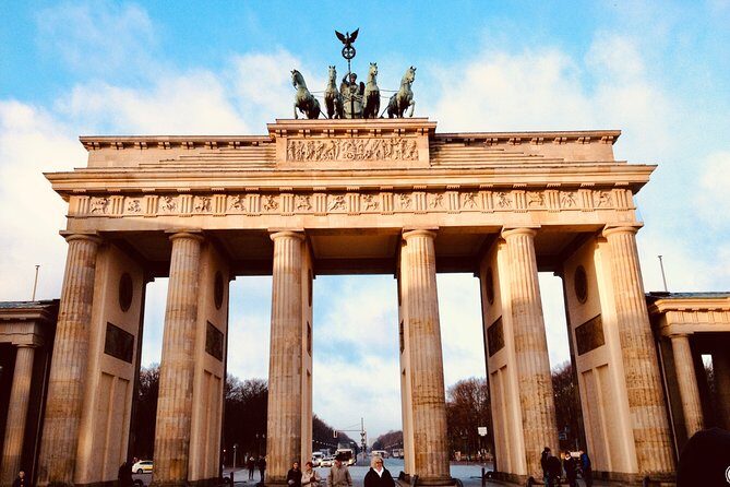 Welcome/Farewell SightseeingTaxi Tour +Transfer from/to the airport - Who Should Consider This Tour?