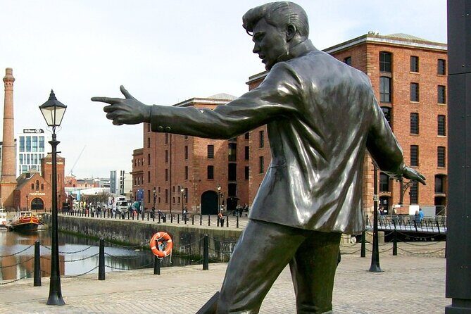 Welcome to Liverpool: Private 2-hour Walking Tour - The Downsides to Keep in Mind