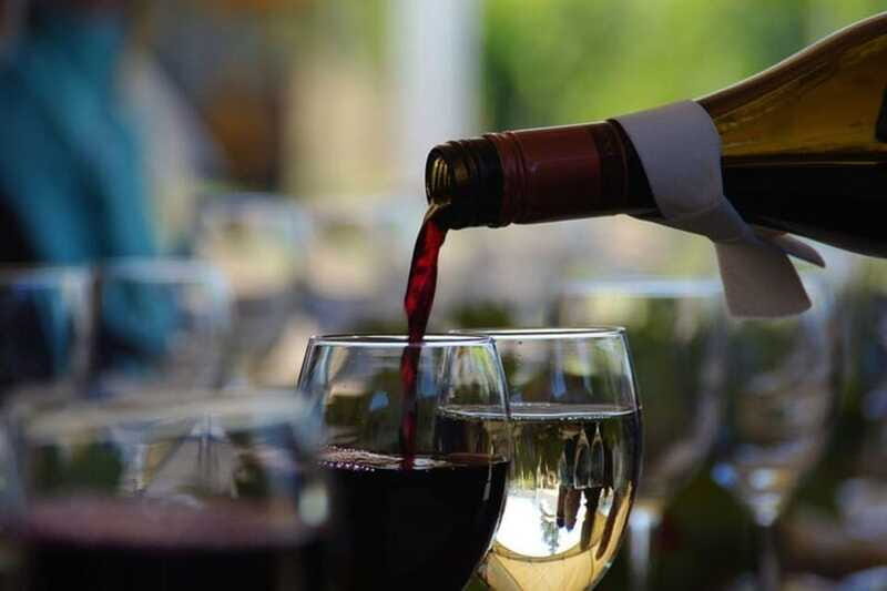 West Kelowna: Wine Tour with Tastings - Pricing & Value