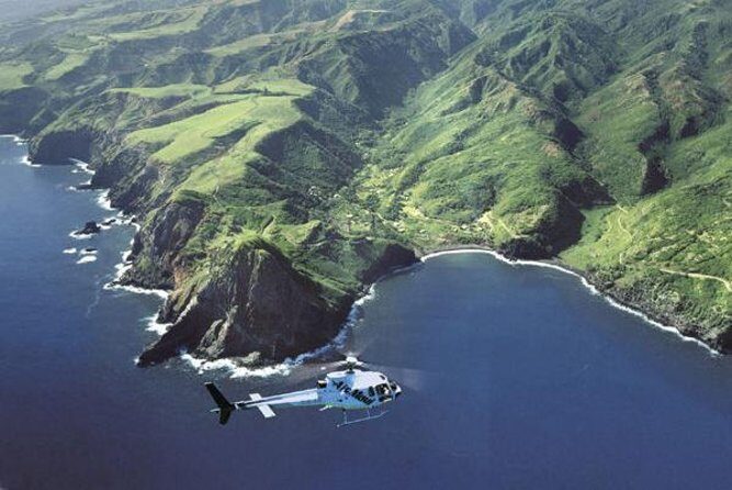 West Maui and Molokai 60-Minute Helicopter Tour - The Itinerary in Detail