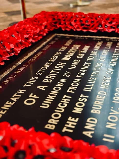 Westminster Abbey Tour with Changing of the Guard and Royal Palaces - FAQs