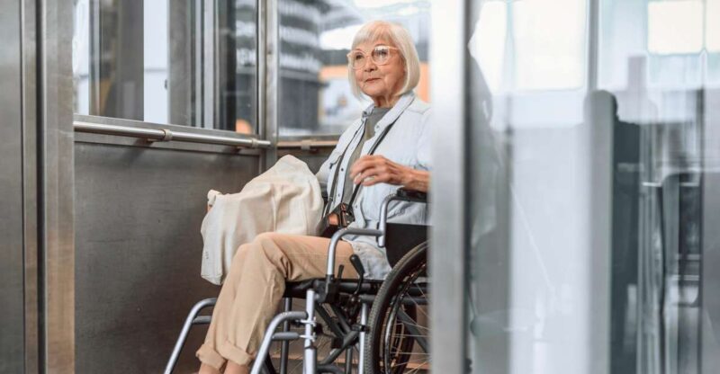 Wheelchair-Frendly Private Louvre Tour Stress-Free & Easy - FAQs