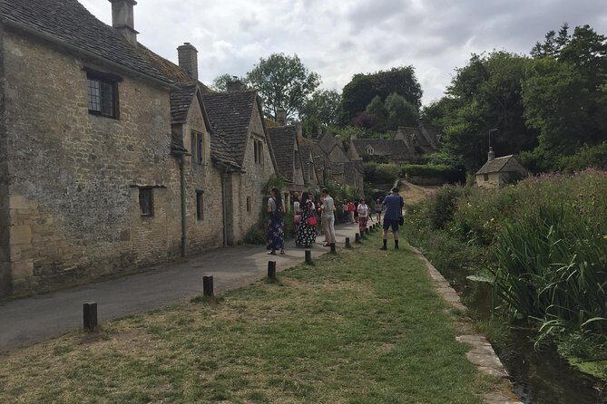 Whisky and Gin Private Tour in the Cotswolds with Driver Guide - The Scenic Drive through the Cotswolds