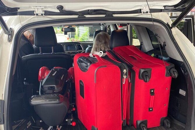 Whistler and Shannon falls with your luggage - Who Is This Tour Best For?