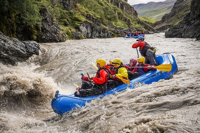 Iceland’s Top Grade 4 Rafting – Drysuit, Canyon & Adrenaline - Who This Tour Is Really For