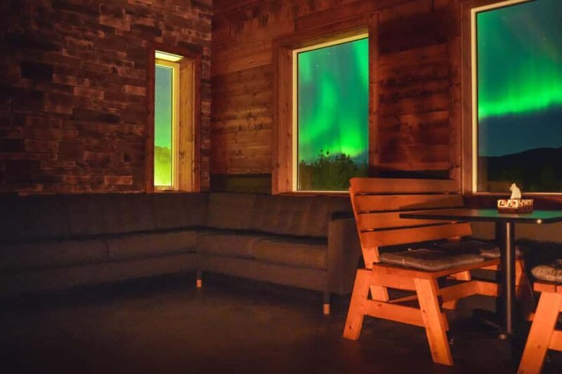 Whitehorse: Luxury Northern Lights Viewing - Comfort and Amenities: Making the Cold Work for You