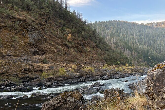 Whitewater Fishing and Rafting Experience in Rogue River - How the Trip Is Structured