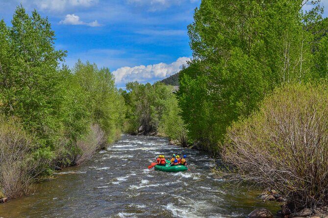 Whitewater Raft Clear Creek - Intermediate Cannonball Run - The Guides: Why They Matter So Much