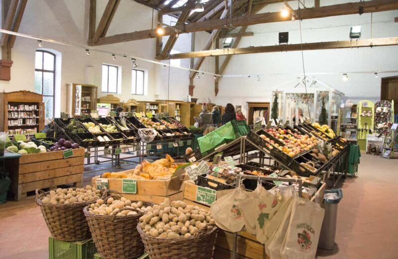 Wiesbaden: Certified organic farm - Domäne Mechtildshausen - Key Points