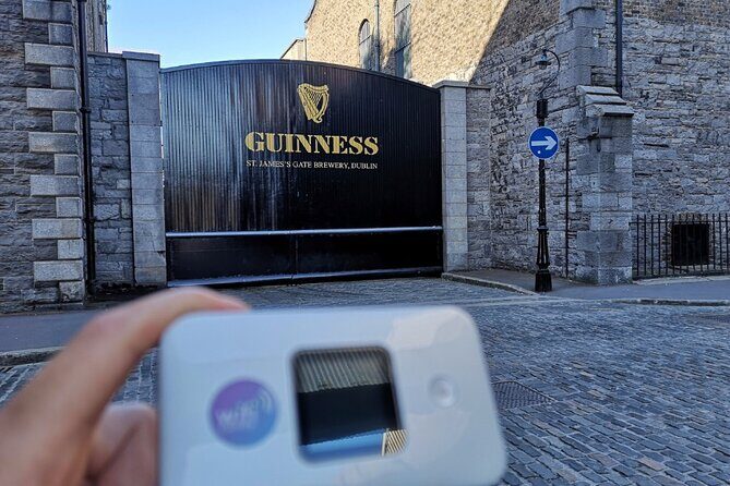 WiFicandy Portable WiFi Rental with Unlimited Data - Who Would Love This?