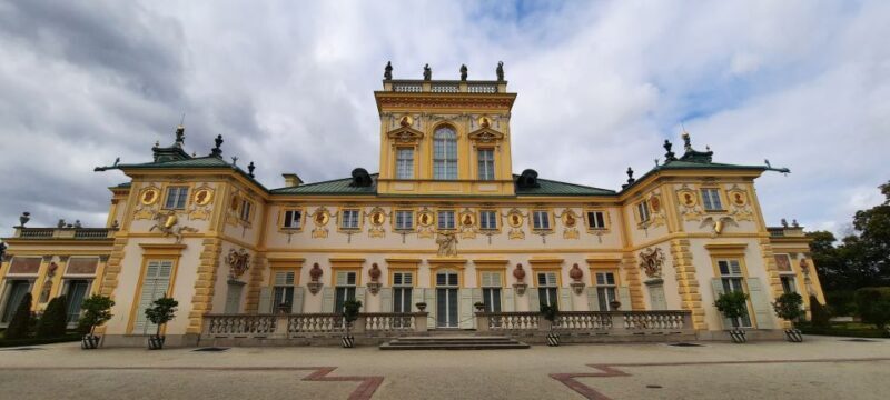 Wilanów Palace: 2-Hour Guided Tour with Entrance Tickets - A Close Look at Wilanów Palace