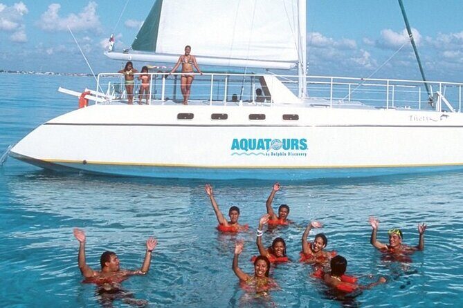 Wild adult catamaran party sailing to Isla Mujeres - Final Thoughts: Who’s It Best For?