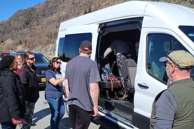 Wildlife Center with Lunch & Local Beer Sampling - Winter&Summer - FAQs