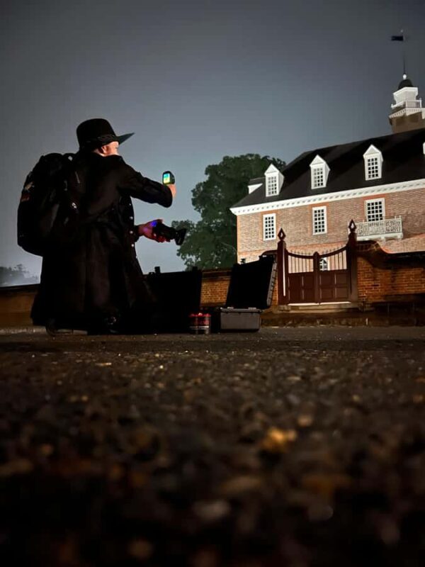 Williamsburg: Dead of Night Tour with Paranormal Equipment - The Paranormal Investigation Element