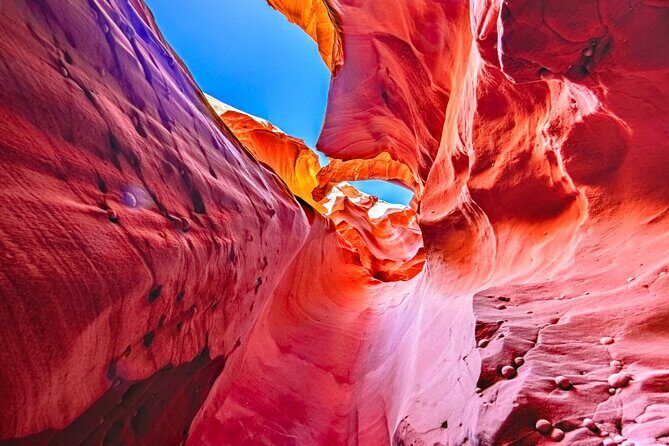 Wind Pebble Canyon Full Hiking tour through Antelope Canyon - Detailed Breakdown of the Itinerary