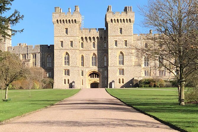 Windsor Castle and Hampton Court Private Car with Driver Guide - The Experience: What You Can Expect