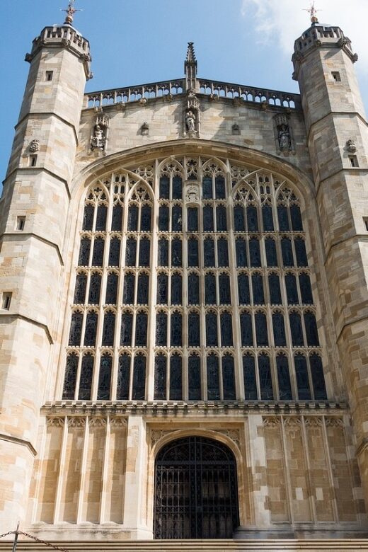 Windsor Castle Hampton Court palace Private Tour with Ticket - Key Points