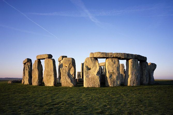 Windsor Castle, Stonehenge & Bath Private Car Tour from London - Stop 3: Bath’s Roman Baths area and the thermal spa town vibe