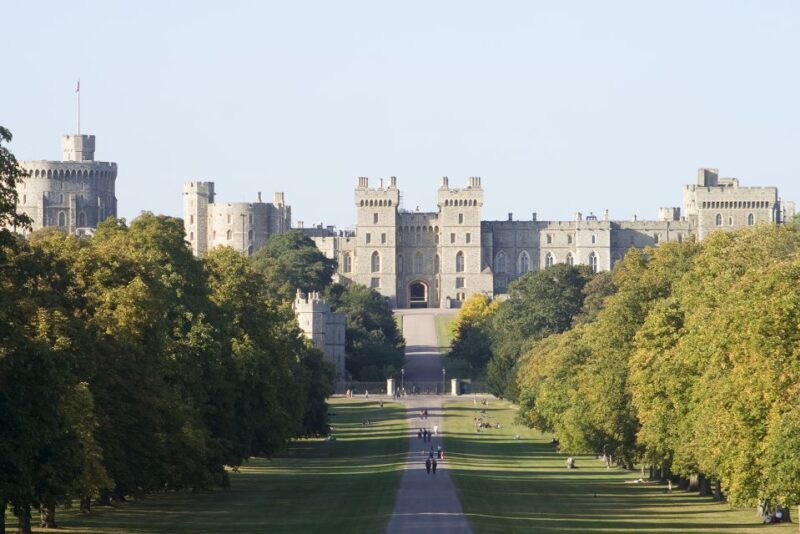 Windsor Castle Tour with Fish and Chips Lunch in London - The Sum Up