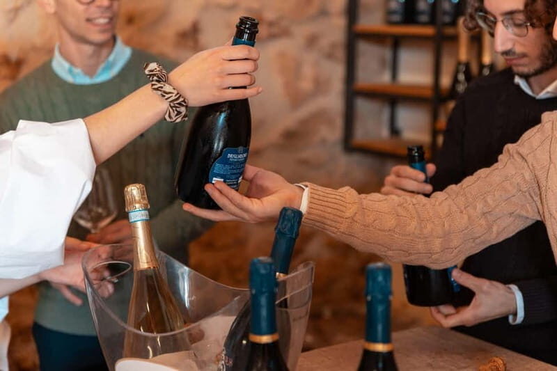 Wine Experience tra i carrubi secolari di Mazara del Vallo - Key Points