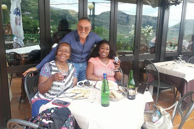 Wine & Food Tour at the Vesuvius Winery - What the Reviews Say