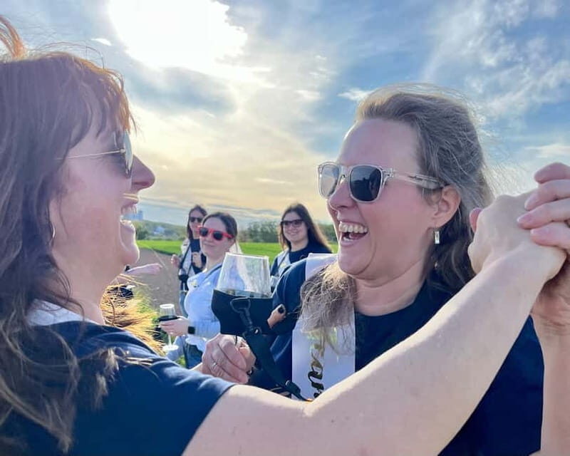 Wine hike JGA Gin Tour with games and snacks Stuttgart - Price and Value